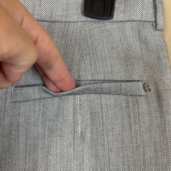 MaxMara SportMax Gray/Black Stretch Linen/Cotton Bermuda Capri Shorts - Picture 5 of 11